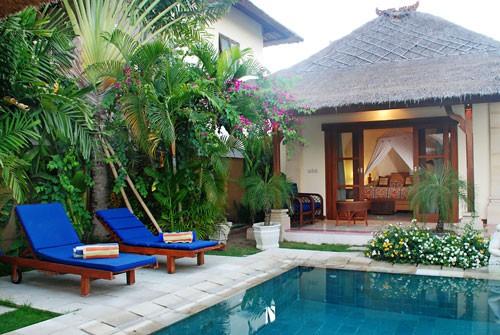 Pool & Deck
