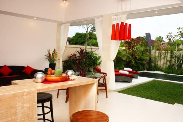 Open Style Dining & Living Area