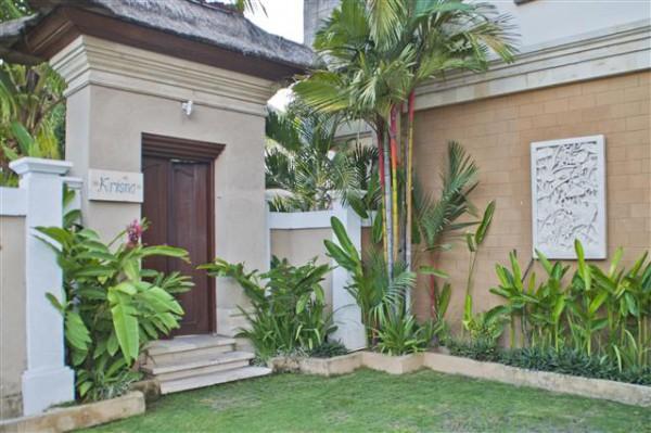 Villa Entrance